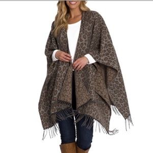 Woolrich Leopard Print Blanket Wrap Shawl Poncho Cape One Size OS With Fringe